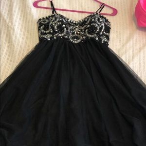 Strapless sparkly top dress perfect for dances!